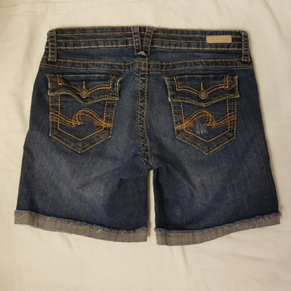 UGS Brumuda jean shorts - Picture 4 of 4